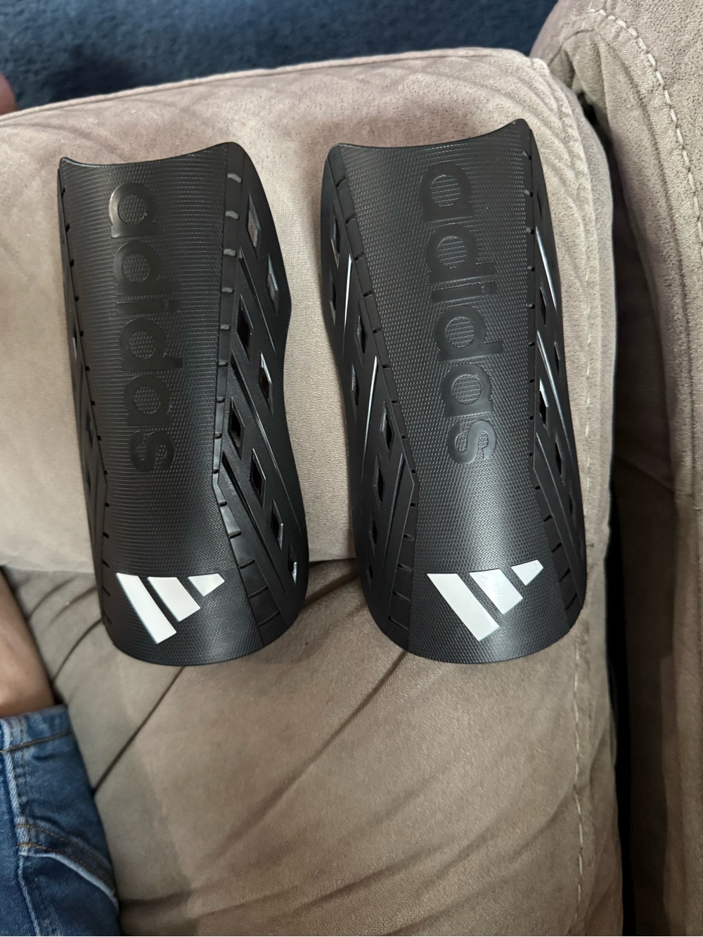 Adidas Tiro Club Shin Guards Kids Junior Pads Football Soccer Protection